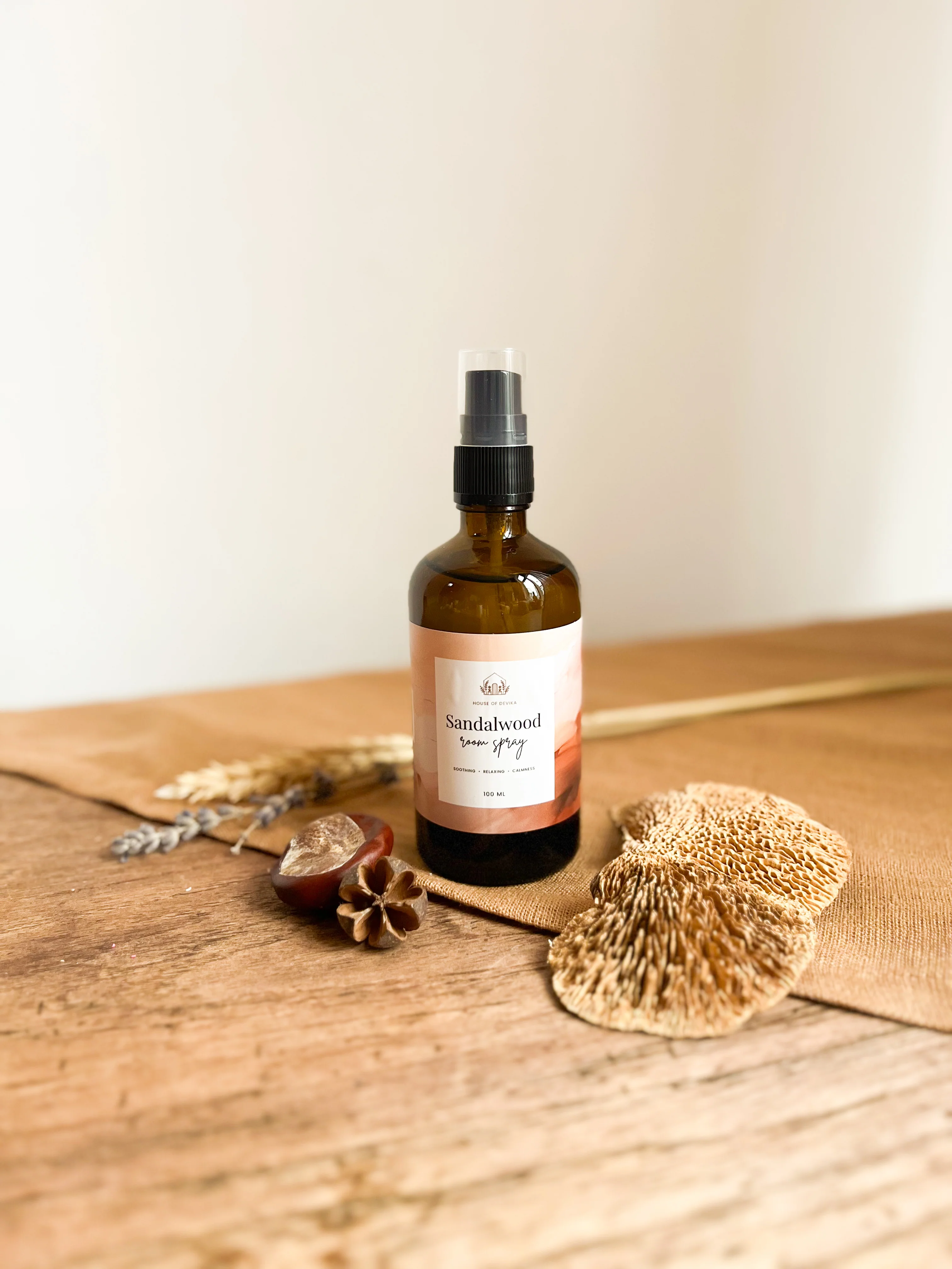 House of Devika Roomspray Sandalwood - Image 2