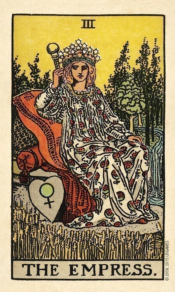 Smith-Waite Centennial Tarot Deck in a Tin - Image 2